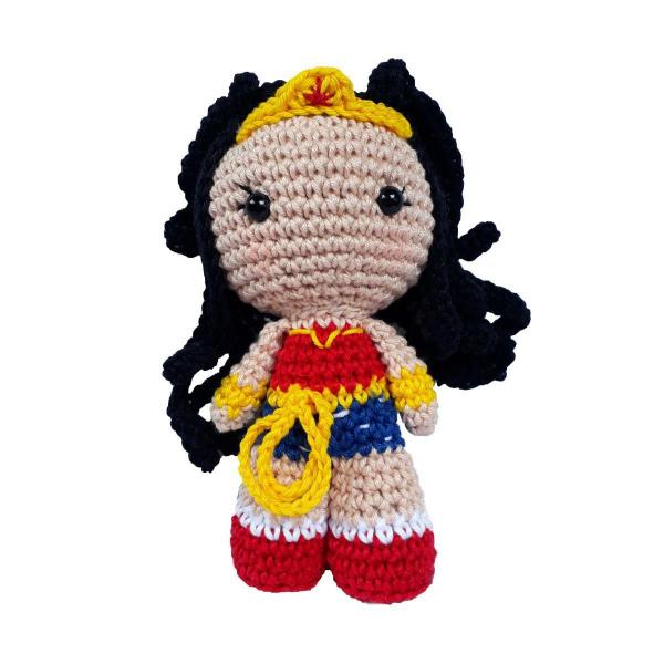 Imagem de Mulher Maravilha Amigurumi Crochê