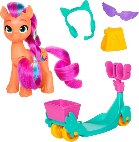 Imagem de My Little Pony Passeio de Patinete Sunny Starscout Hasbro F8737