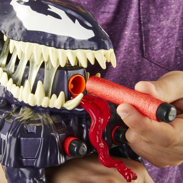 NERF Spider-Man Venom versus o brinquedo Venom Strike Blaster da