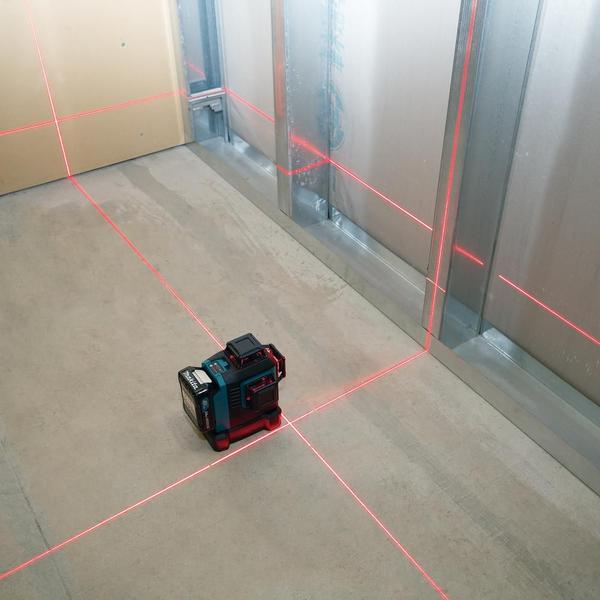 Imagem de Nivelador a Laser Linhas Cruzadas 4 Verticais 4 Horizontais Com Bolsa Resistência Água SK700D Makita