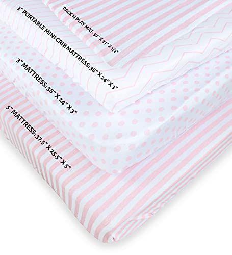 Imagem de NODNAL CO. 3 Equipado Rosa Mini Crib Pack n Play Playard Portátil Crib Sheets Set - 100% Cotton Baby Girl Nursery Bedding - Pink/White Chevron, Polka Dot, and Stripe - Travel Pack and Playpen Sheet