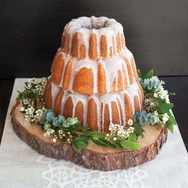 Imagem de Nordic Ware Tiered Bundt Set-3, 6, 12 Copa, Casa da Moeda