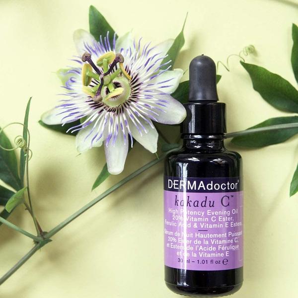 Óleo de alta potência Evening Elixir DermaDoctor Kakadu C Imagem de Óleo de alta potência Evening Elixir DermaDoctor Kakadu C