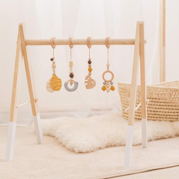 Imagem de Organic Wooden Play Gym, vamos fazer dobrável com 4 brinquedos