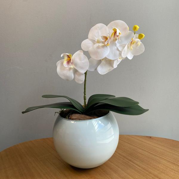Orquídea Branca Artificial Arranjo no Vaso Branco Flores Permanentes - Decore Fácil Shop Imagem de Orquídea Branca Artificial Arranjo no Vaso Branco Flores Permanentes