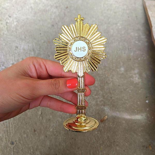 Ostensório Para Comprar De Mesa Miniatura Lembrança 10cm - Divinário Imagem de Ostensório Para Comprar De Mesa Miniatura Lembrança 10cm
