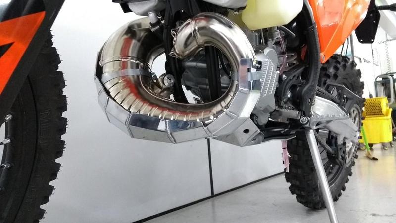 Imagem de P410 Protetor De Motor E Cano Ktm Exc 300 2t