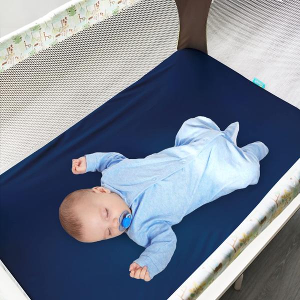 Imagem de Pack and Play Sheets Biloban Waterproof, pacote com 2 unidades, cinza e azul marinho