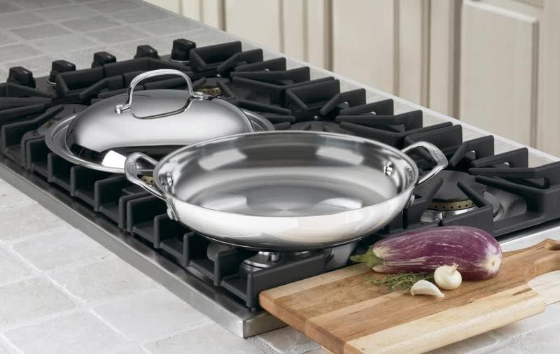 Panela Aço Inox Cuisinart Chef'S Classic 30 Cm Com Tampa 725-30D Imagem de Panela Aço Inox Cuisinart Chef'S Classic 30 Cm Com Tampa 725-30D