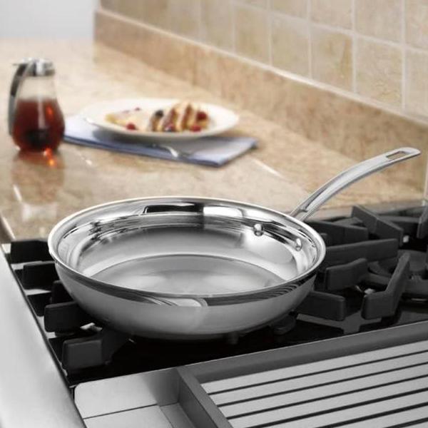 Panela Aço Inox Cuisinart Multclad Pro 25 Cm Mcp22-24N Imagem de Panela Aço Inox Cuisinart Multclad Pro 25 Cm Mcp22-24N