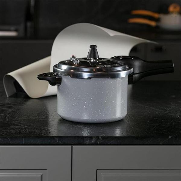 Imagem de Panela Pressão Antiaderente Cerâmica Brinox 4,2L Fogão Indução Fechamento Externo Gris e Ramekin