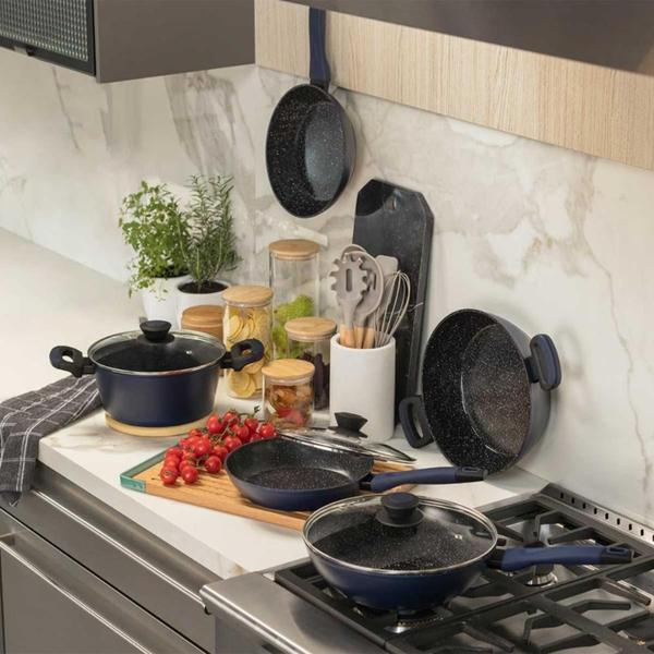 Panela Wok Aluminio Antiaderente 28cm Everyday Azul - Oxford Imagem de Panela Wok Aluminio Antiaderente 28cm Everyday Azul - Oxford