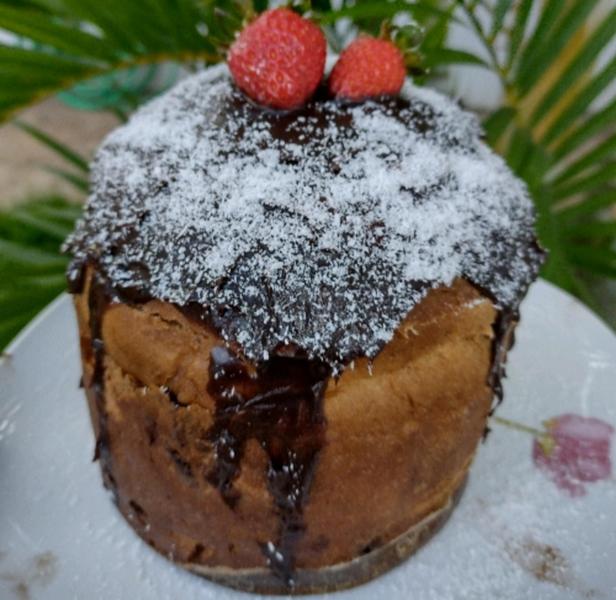 Panetone Recheado peso Aprox 800 Gr - Doces Dinda Imagem de Panetone Recheado peso Aprox 800 Gr