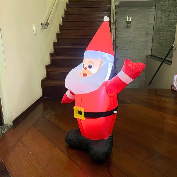 Imagem de Papai Noel Inflável Com Luz Decoração Natalina Bivolt 1,00m