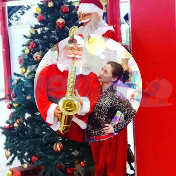 Imagem de Papai Noel Musical com Saxofone Bivolt 1,80m Luxo