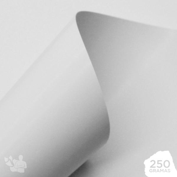 Papel Couché Nevia 250g A4 (brilho) 100 Folhas Imagem de Papel Couché Nevia 250g A4 (brilho) 100 Folhas