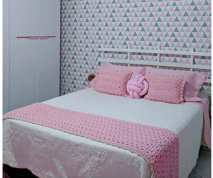 Imagem de Papel de Parede Triângulo Rosa Cinza Sala Quarto Adesivo Resistente Lavável