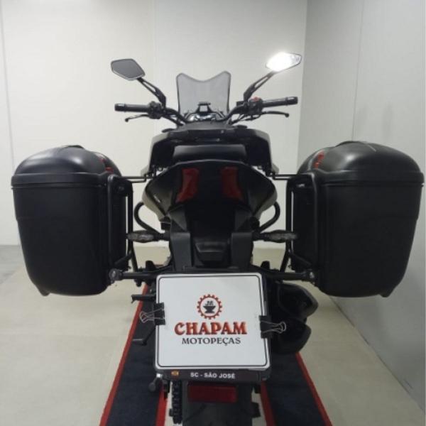 Imagem de Par Baú E21 21L Givi + Suporte Baú Lateral Bajaj Dominar 400