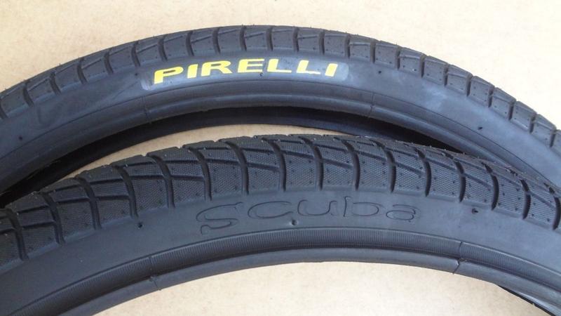 Imagem de Par Pneu Pirelli Aro 20x1.75 Scuba Bike Infantil+2 Câmara Cor Preto