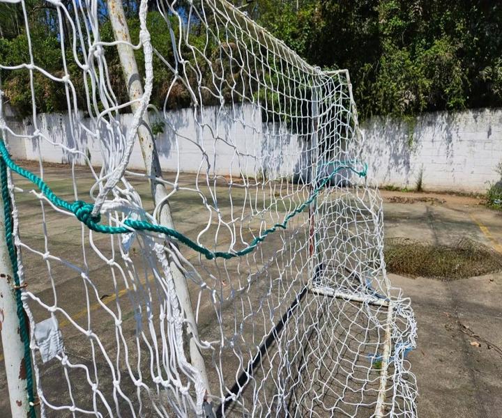 Imagem de Par Rede Gol Futsal Futebol Salão Fio 4mm 5,2x2,1m +Bola Nº5