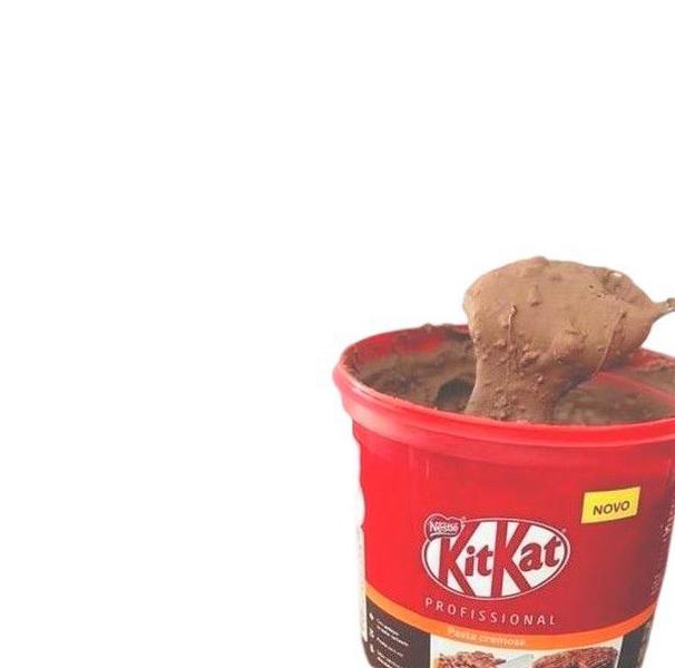 Pasta KitKat Cremosa para Recheio Cobertura bolos doces 1kg - Lacta Imagem de Pasta KitKat Cremosa para Recheio Cobertura bolos doces 1kg