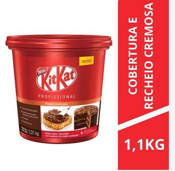 Pasta KitKat Cremosa para Recheio Cobertura bolos doces 1kg - Lacta Imagem de Pasta KitKat Cremosa para Recheio Cobertura bolos doces 1kg