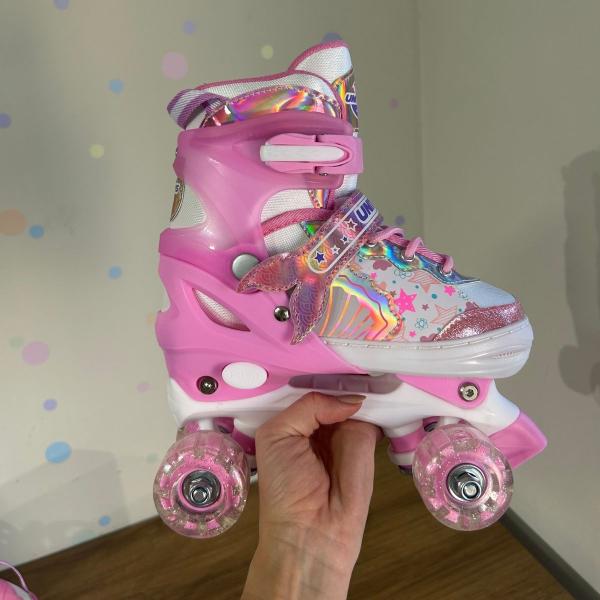 Imagem de Patins Quad Infantil Sereia  Ajustável 4 Rodas c/ Led