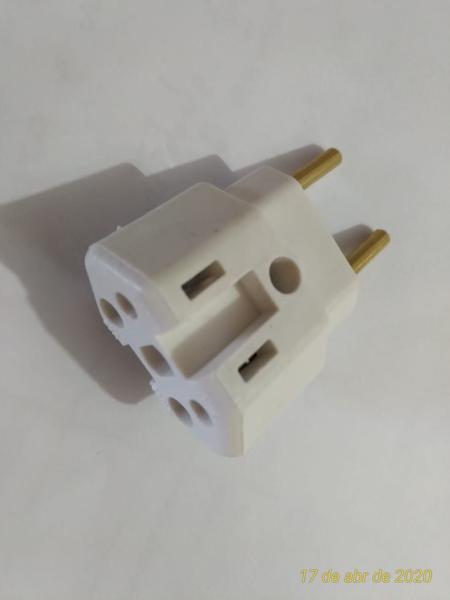 Imagem de Pct 05 Pino Adaptador Plug Universal Bob Tomada 20a Para 10a