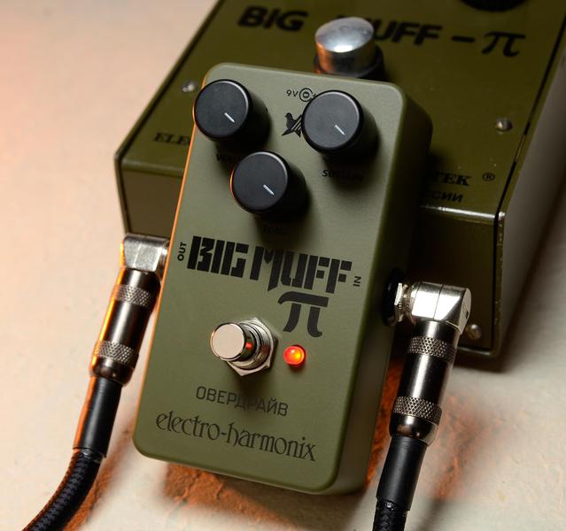 Imagem de Pedal de fuzz Electro-Harmonix verde russo Big Muff Pi