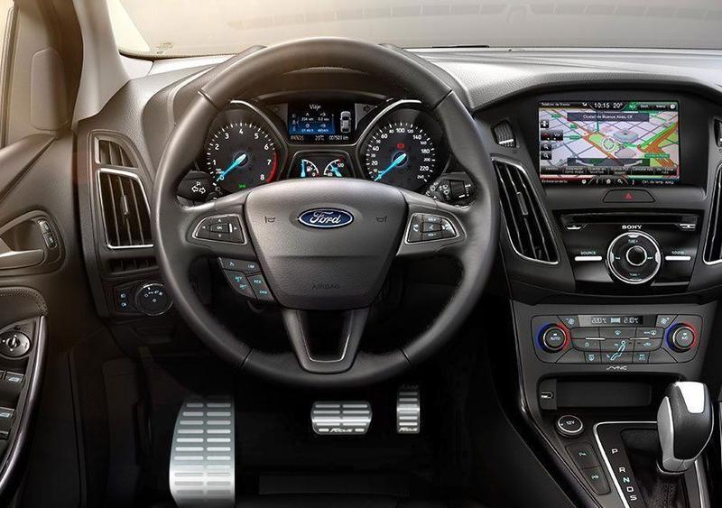 Imagem de Pedaleira Automático Soleira Descanso Prata Ford Focus 2019