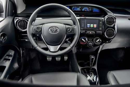 Imagem de Pedaleiras Toyota Etios 2013 A 2019 Manual Preto