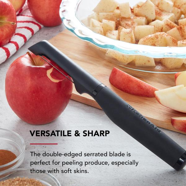 Peeler KitchenAid Soft Classic Euro com lâmina serrilhada Imagem de Peeler KitchenAid Soft Classic Euro com lâmina serrilhada
