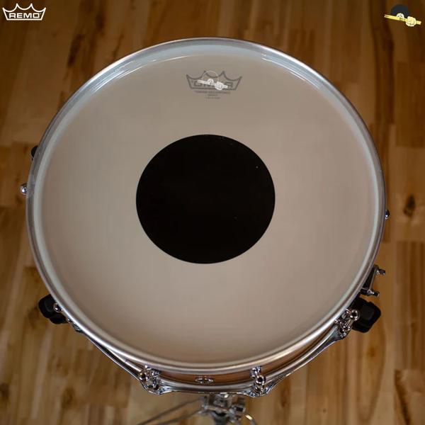 Pele para Caixa/Surdo 14 - Remo CS Controlled Sound Porosa com Bola Central Imagem de Pele para Caixa/Surdo 14 - Remo CS Controlled Sound Porosa com Bola Central