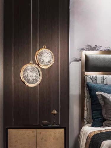 Pendente Esfera Cristal Bolhas Metal Dourado LED 7W 3000K Bivolt - PARIS LUZ Imagem de Pendente Esfera Cristal Bolhas Metal Dourado LED 7W 3000K Bivolt