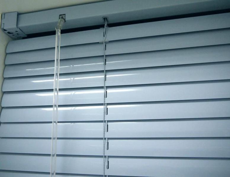 Imagem de Persiana Horizontal Aluminio 25Mm ul 60 L X 160 A Cm