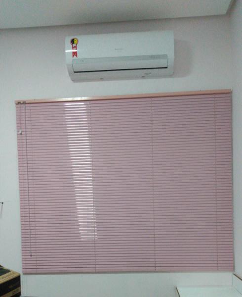 Imagem de Persiana Horizontal Rosa - 1,20m larg x 1,40m alt - Alumínio 25mm - Persianet