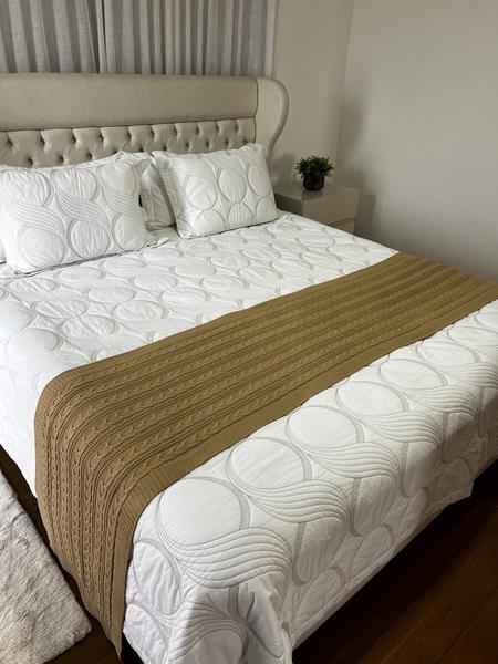 Imagem de Peseira Manta Trança Tricot Cama King 260x60cm Madrid