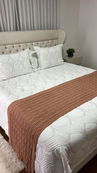 Imagem de Peseira Manta Trico Cama Casal King 260x60cm Trançada