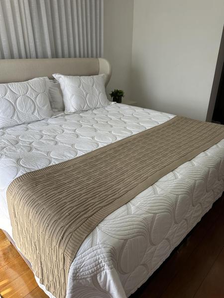 Imagem de Peseira Manta Trico Cama Casal King 260x60cm Trançada