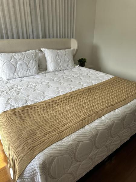 Imagem de Peseira Manta Trico Cama Casal King 260x60cm Trançada