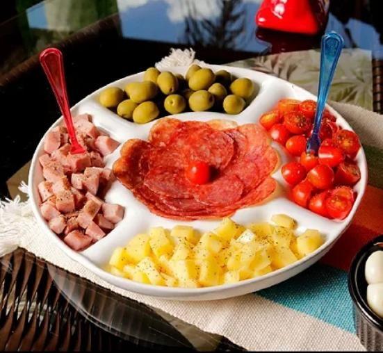 Imagem de Petisqueira Redonda 5 Divisórias Frios Queijo E Doce Churrasco 23 cm Branco Cozinha