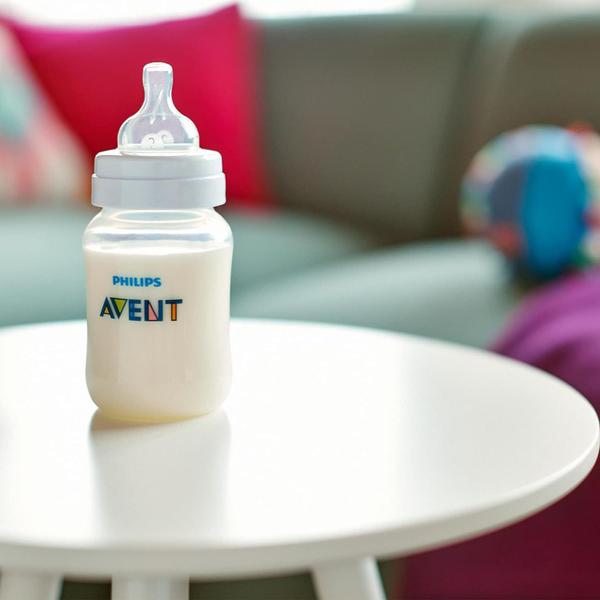 Imagem de Philips Avent Kit Mamadeiras Anti-Colic 260ml Transparente - 2 Unidades