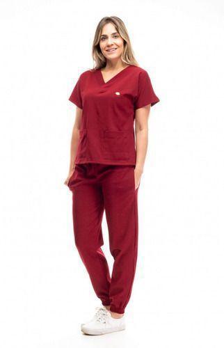 Pijama Cirúrgico 100% Poliéster - Enfermagem - Médica - Fem. - Dona Moça Imagem de Pijama Cirúrgico 100% Poliéster - Enfermagem - Médica - Fem.