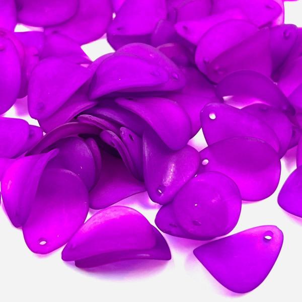 Pingente Pétala Lilás 17x13mm 10pçs Artesanato Bijuteria 5g - Macall Imagem de Pingente Pétala Lilás 17x13mm 10pçs Artesanato Bijuteria 5g