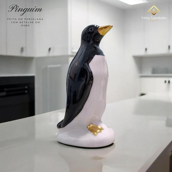 Imagem de Pinguim Decorativo C/ Detalhes Em Ouro Porcelana De Alta Qualidade 17 Cm - AVB DECORAÇÕES