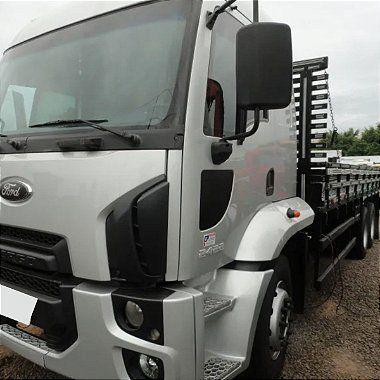 Pisante estribo Ford Cargo traçado após 2011 (metal) - BL Fibras Imagem de Pisante estribo Ford Cargo traçado após 2011 (metal)