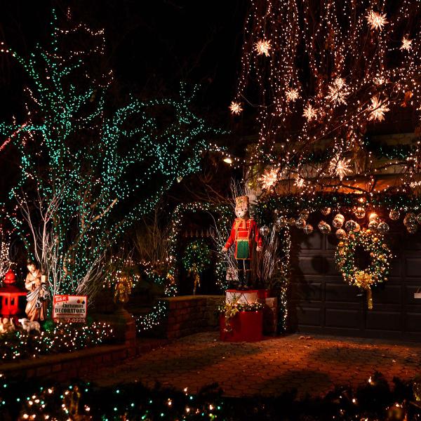 Imagem de Pisca Pisca Natal Led 200 Lâmpadas Colorida ou Dourado Solar 20m 8 Modos Decoração Enfeite Luzes Externa Jardim