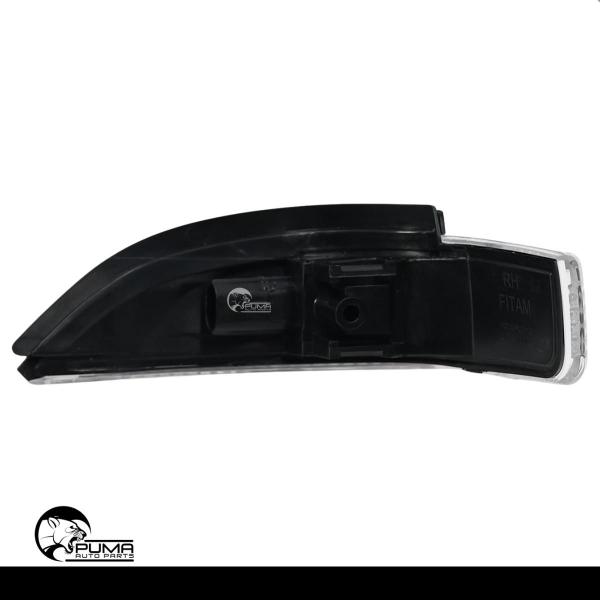 Imagem de Pisca Seta Retrovisor Etios Hatch Sedan 2013 2014 2015 2016 2017 2018 2019 2020 2021 2022