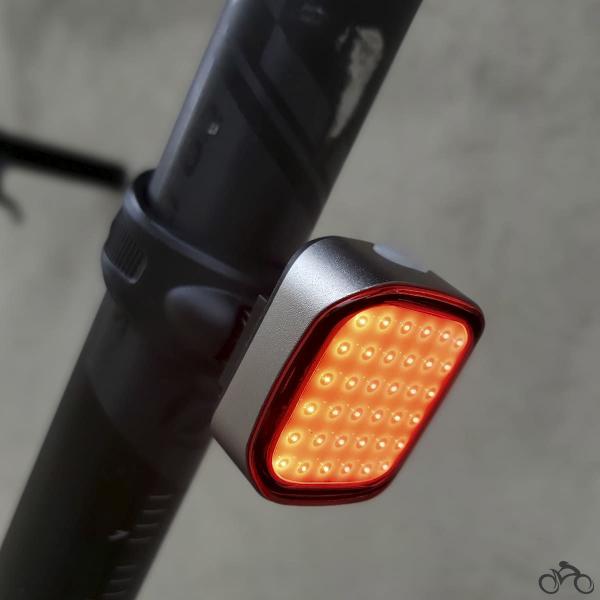 Pisca Traseiro para Bike Absolute Square Led Mtb Speed Imagem de Pisca Traseiro para Bike Absolute Square Led Mtb Speed