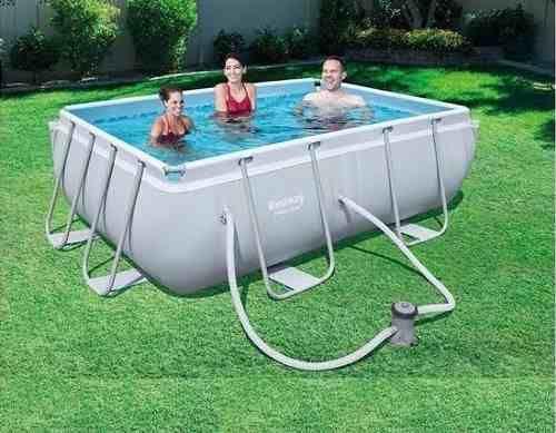 Imagem de Piscina Bestway 4070 Litros Retangular com Bomba Filtro 220v